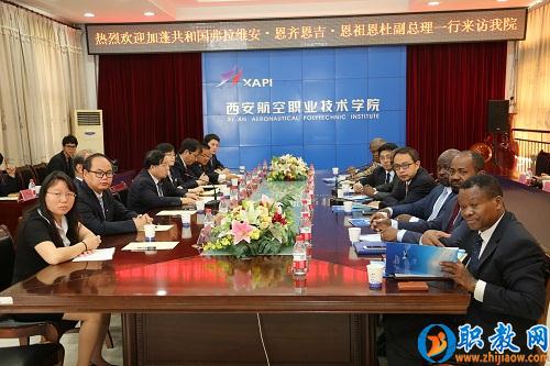 1463727330114090984.jpg 2016051821363608.jpg