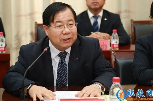 1463727401946001915.jpg 2016051821383295.jpg