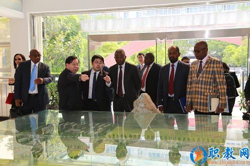 1463727478635041712.jpg 2016051821442528.jpg