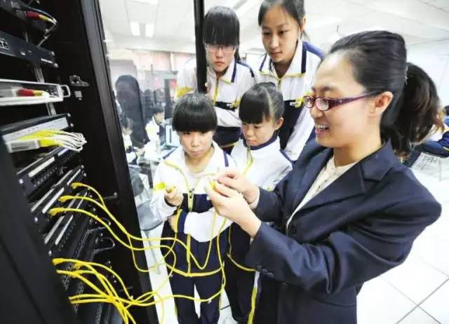 1470619878376046249.jpg 3.jpg